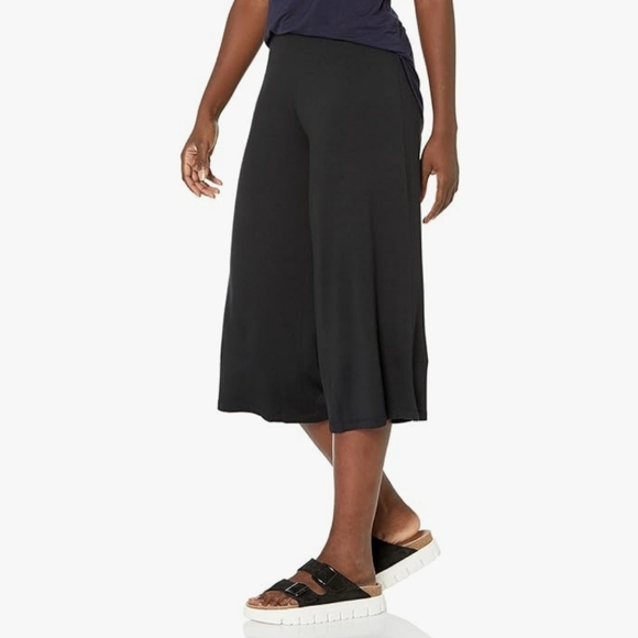 Daily Ritual (Amazon Essentials) Supersoft Terry Cloth Relaxed-Fit Culottes - Picture 1 of 3